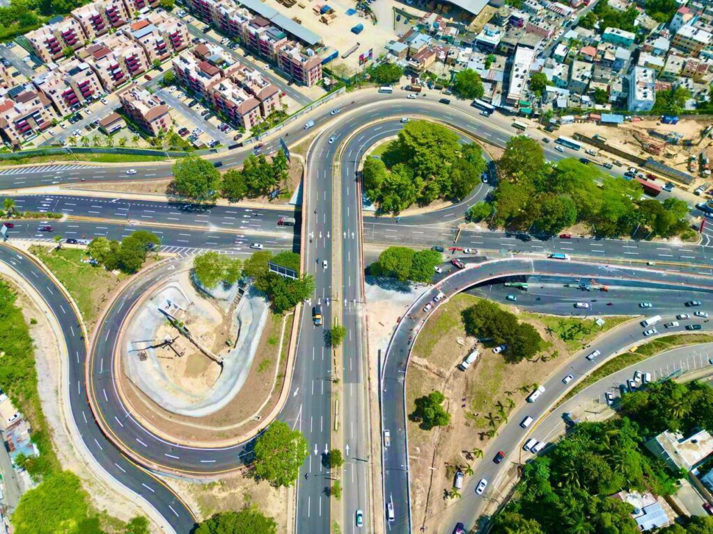 Presidente Abinader inaugura paso a desnivel 27 de Febrero–Isabel Aguiar para mejorar movilidad de más de un millón de personas