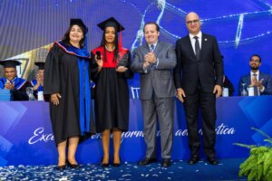 ASCA del IDAC gradúa 37 nuevos profesionales en su décimo tercera investidura ordinaria