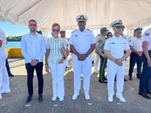 Gobernación de Puerto Plata participa en recibimiento del Crucero de Instrucción Otoño 2025