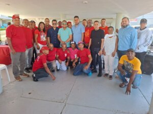 Ayuntamiento de Puerto Plata y Administración del Mercado Municipal agasajan a colaboradores en celebración navideña