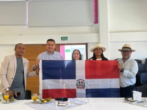 Choachí recibe delegación internacional de periodistas turísticos y promueve hermanamientos con destinos dominicanos