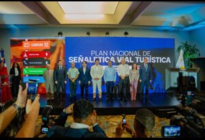 Turismo y RD Vial lanzan plan nacional de señalética turística
